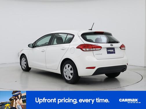 2017 Kia Forte5 LX