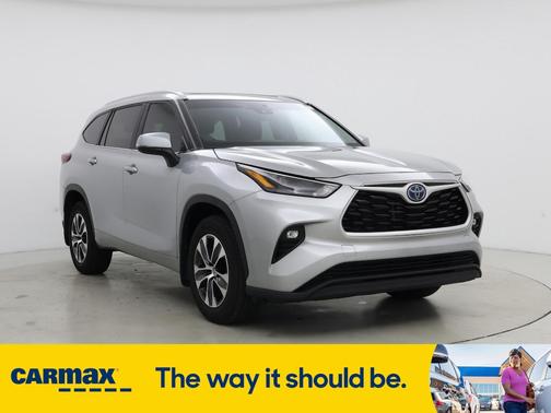 2024 Toyota Highlander Hybrid XLE
