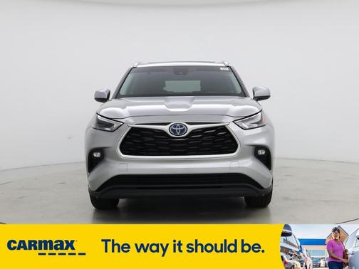2024 Toyota Highlander Hybrid XLE