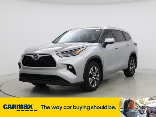 2024 Toyota Highlander Hybrid XLE