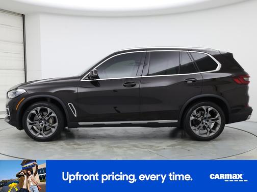 Brown 2021 BMW X5 sDrive40i