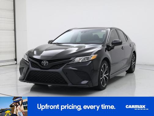 Black 2020 Toyota Camry SE