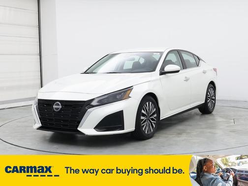 2023 Nissan Altima SV