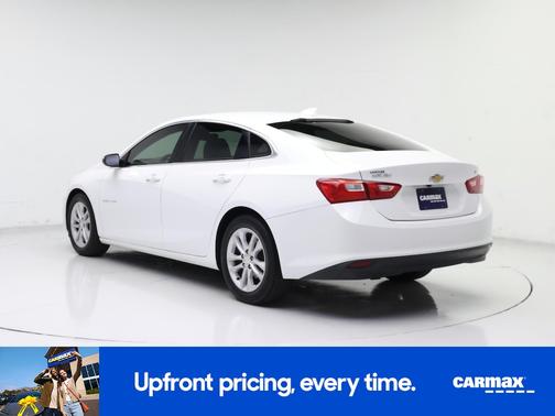 White 2016 Chevrolet Malibu LT