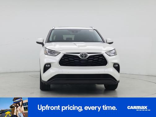 White 2021 Toyota Highlander Limited