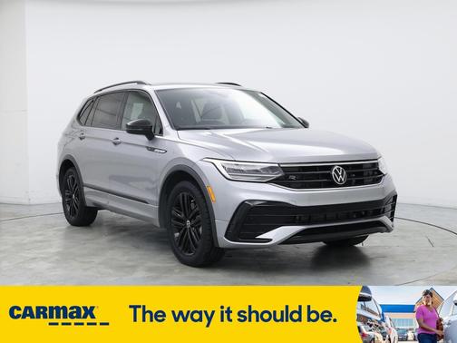 2022 Volkswagen Tiguan SE R-Line Black