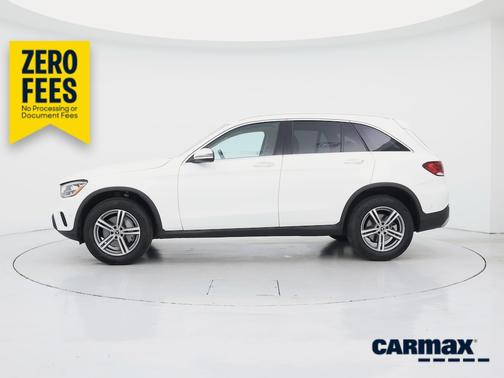 White 2022 Mercedes-Benz GLC 300