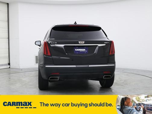 2022 Cadillac XT5 Luxury