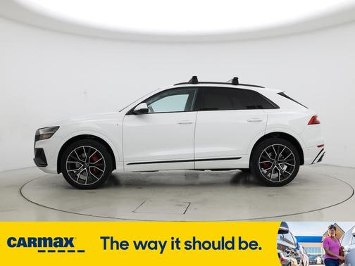 2023 Audi Q8 Premium Plus