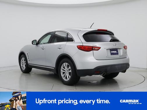 2017 INFINITI QX70
