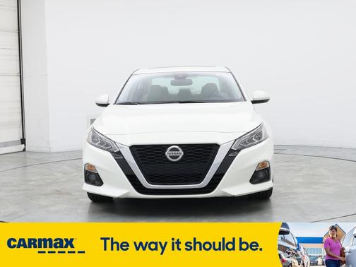 2019 Nissan Altima SV