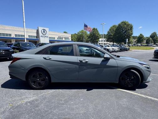 2023 Hyundai ELANTRA HEV Blue