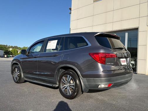 Crystal Black Pearl 2018 Honda Pilot EX-L
