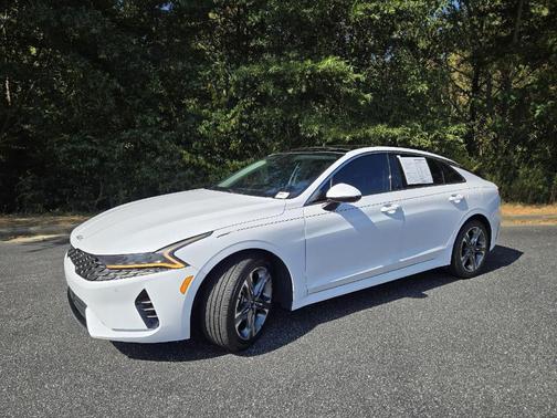 2022 Kia K5 EX