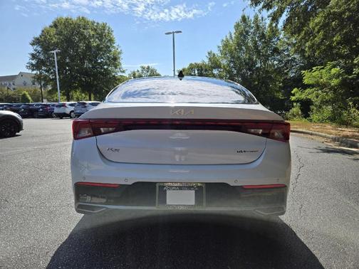 2022 Kia K5 EX