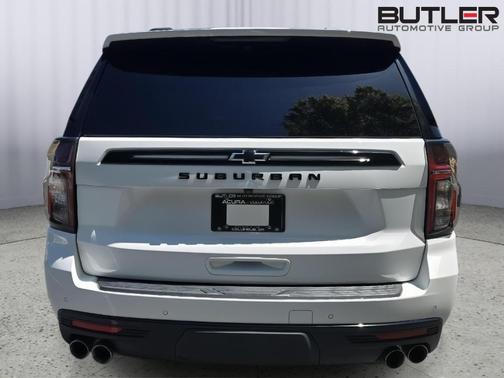 Summit White 2023 Chevrolet Suburban Z71