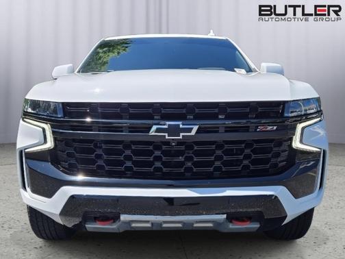 Summit White 2023 Chevrolet Suburban Z71