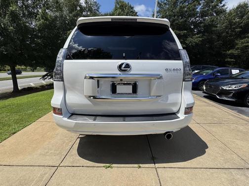 2023 Lexus GX 460 Base