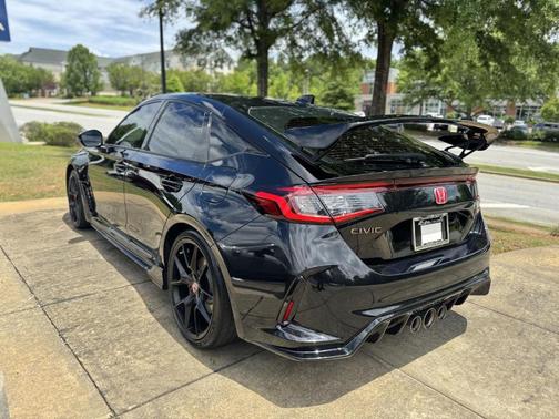 2024 Honda Civic Type R Base