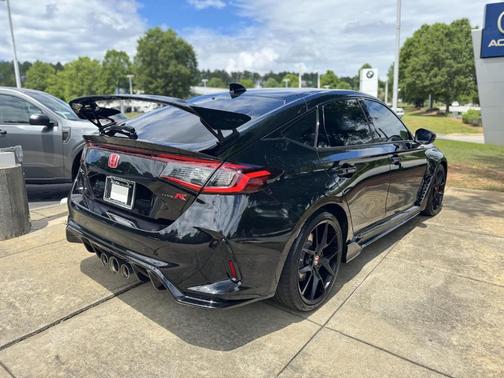2024 Honda Civic Type R Base
