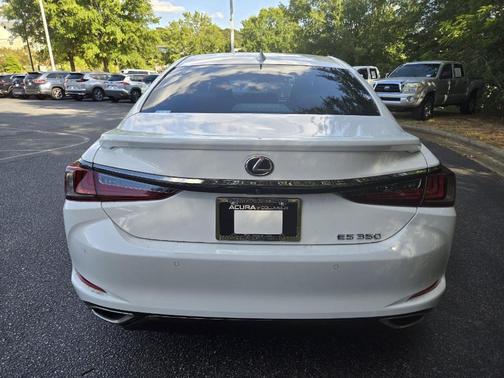 2023 Lexus ES 350 F SPORT Handling