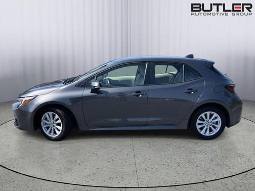 2025 Toyota Corolla Hatchback SE