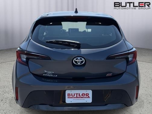 2025 Toyota Corolla Hatchback SE