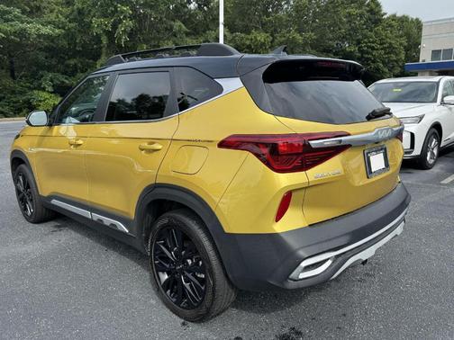 2023 Kia Seltos Nightfall