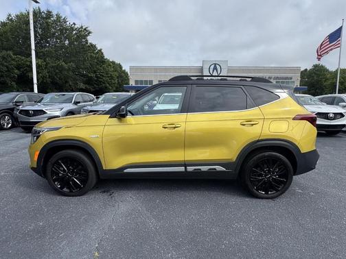 2023 Kia Seltos Nightfall