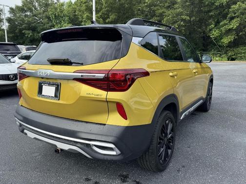 2023 Kia Seltos Nightfall