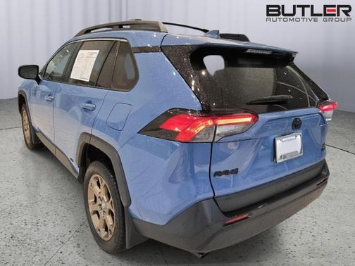 2023 Toyota RAV4 Hybrid Woodland Edition