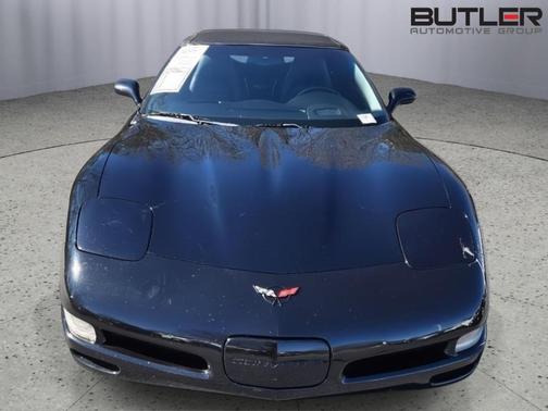 2004 Chevrolet Corvette Base