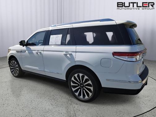 2022 Lincoln Navigator Reserve