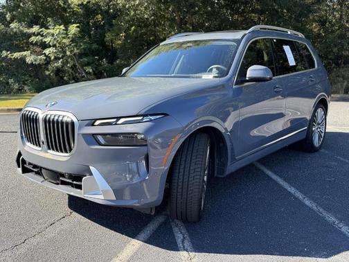 2024 BMW X7 xDrive40i
