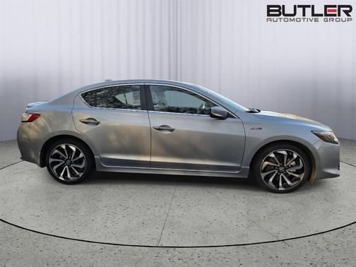 2018 Acura ILX Premium & A-SPEC Packages