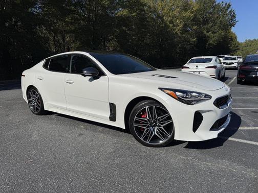 2022 Kia Stinger GT2