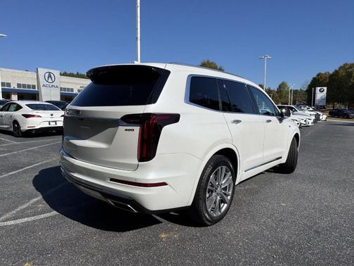 2025 Cadillac XT6 Premium Luxury FWD