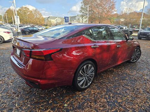 2023 Nissan Altima 2.5 SL