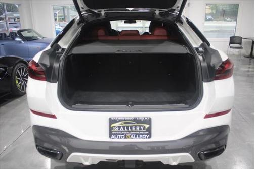 2021 BMW X6 xDrive40i