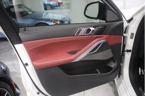 2021 BMW X6 xDrive40i