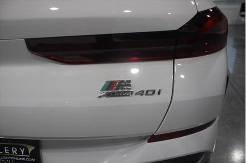 2021 BMW X6 xDrive40i