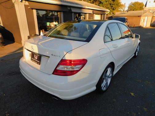 2011 Mercedes-Benz C-Class C 300 4MATIC Sport