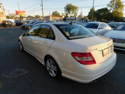 2011 Mercedes-Benz C-Class C 300 4MATIC Sport