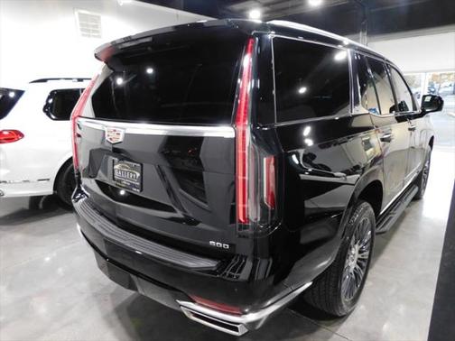 2023 Cadillac Escalade Luxury