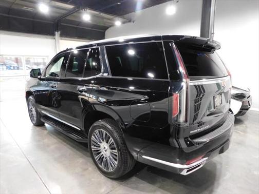 2023 Cadillac Escalade Luxury