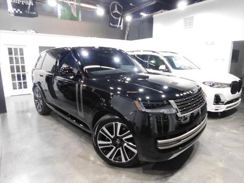 2023 Land Rover Range Rover P530 SE