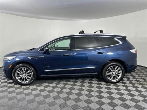 2022 Buick Enclave Avenir