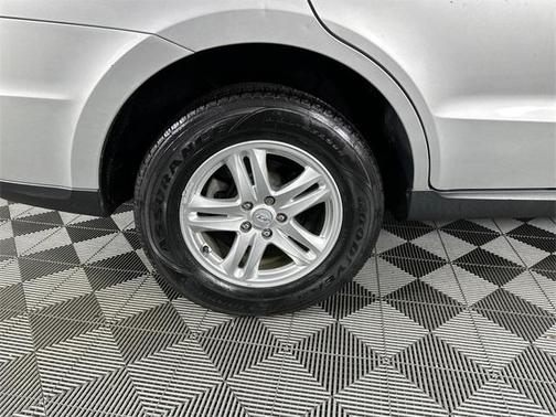 2011 Hyundai SANTA FE GLS