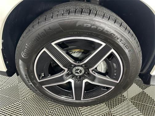 2025 Mercedes-Benz GLC 350e Base 4MATIC