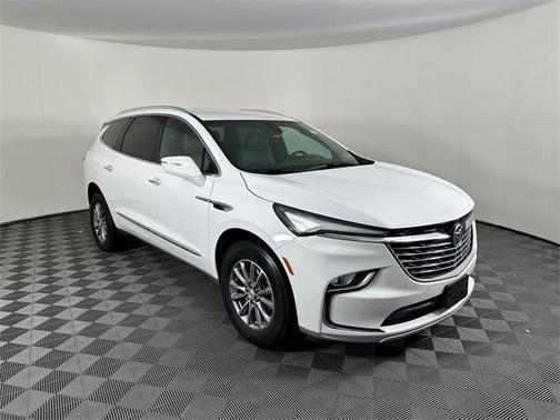 2022 Buick Enclave Essence